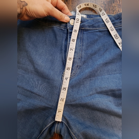 Free People 25x36 TALL custom, high rise, mid wash, bell bottoms, vintage, - Picture 3 of 14